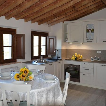Le Bozze "Il Frantoio" Con Piscina, Wi-Fi, Posto Auto Apartment Castagneto Carducci Bagian luar foto