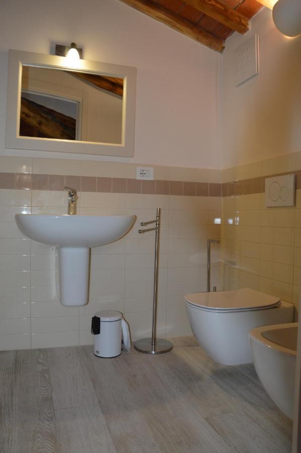 Le Bozze "Il Frantoio" Con Piscina, Wi-Fi, Posto Auto Apartment Castagneto Carducci Bagian luar foto